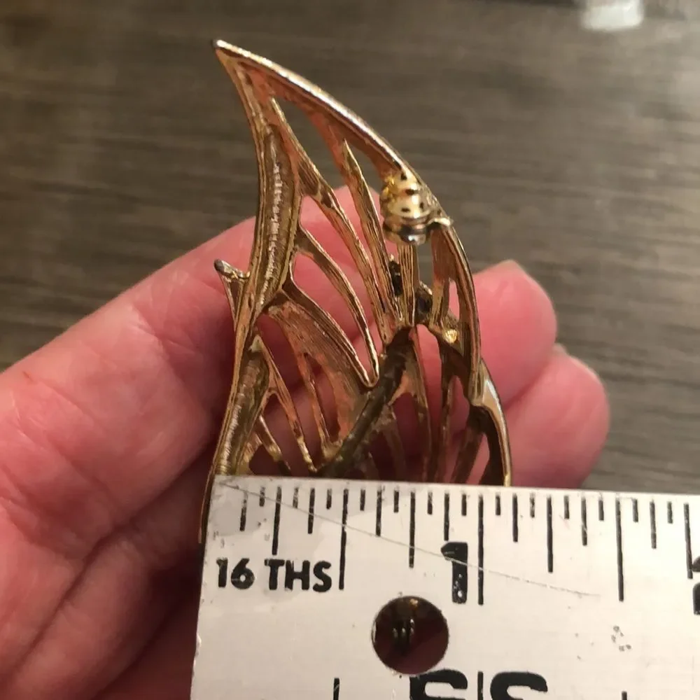 Vintage Goldtone Leaf Cluster Pin